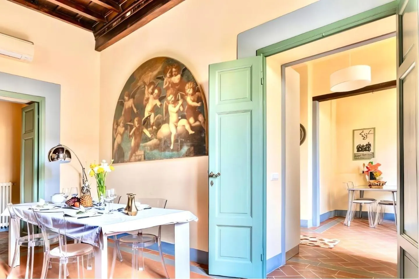 The Luxury Florence Historic Palace Of Santa Croce 0*,  Italië