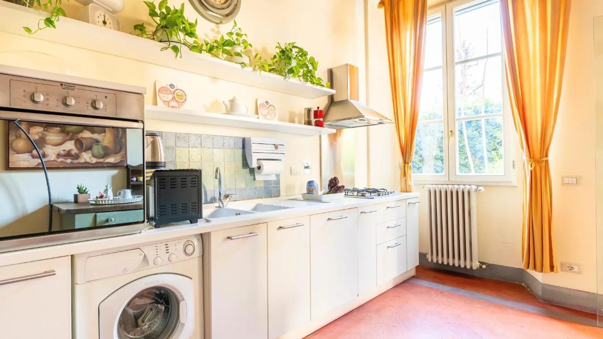 The Luxury Florence Historic Palace Of Santa Croce Apartment